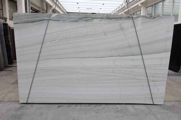 Fabricant de comptoir en Dekton Laval