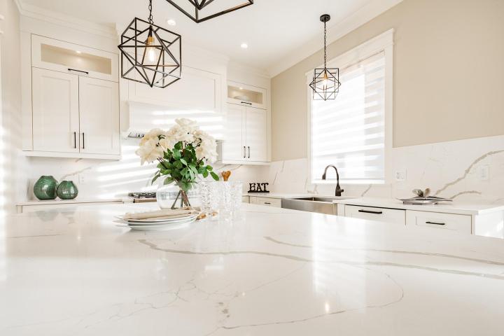 Quartz countertop manufacturing Laval